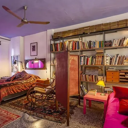 Unique Loft- Down Town