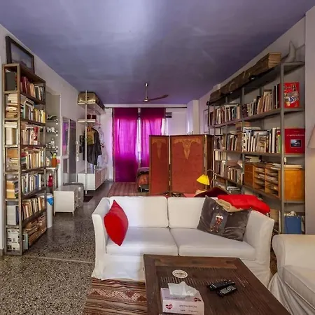Unique Loft- Down Town Apartment *