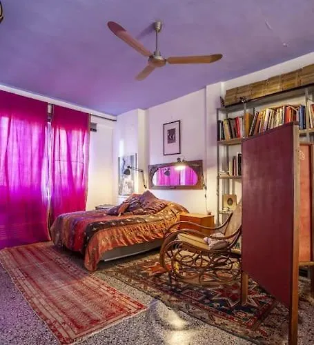 Unique Loft- Down Town Апартаменты