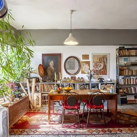 Unique Loft- Down Town